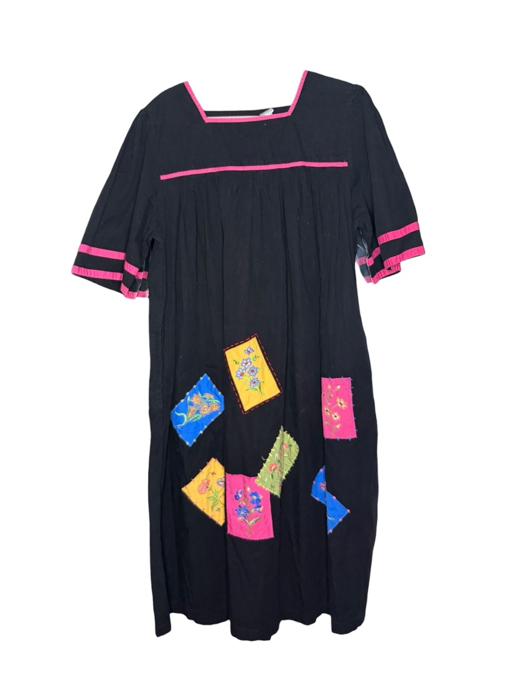 Vintage Smithsonian Institution 100% Cotton Black Dress Floral Embroidery Size M